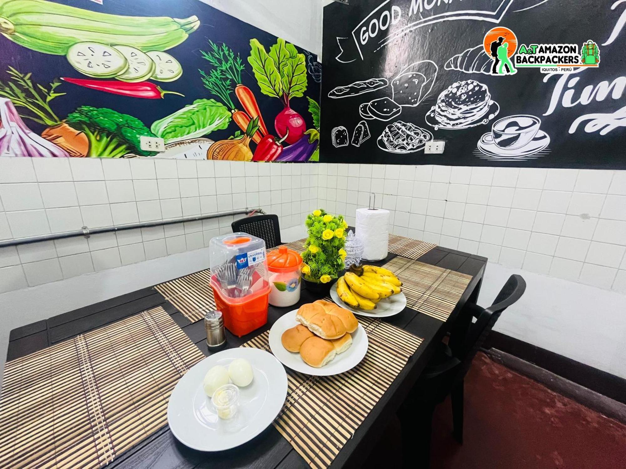 A&T Amazon Backpacker'S Bed & Breakfast Iquitos Exterior foto