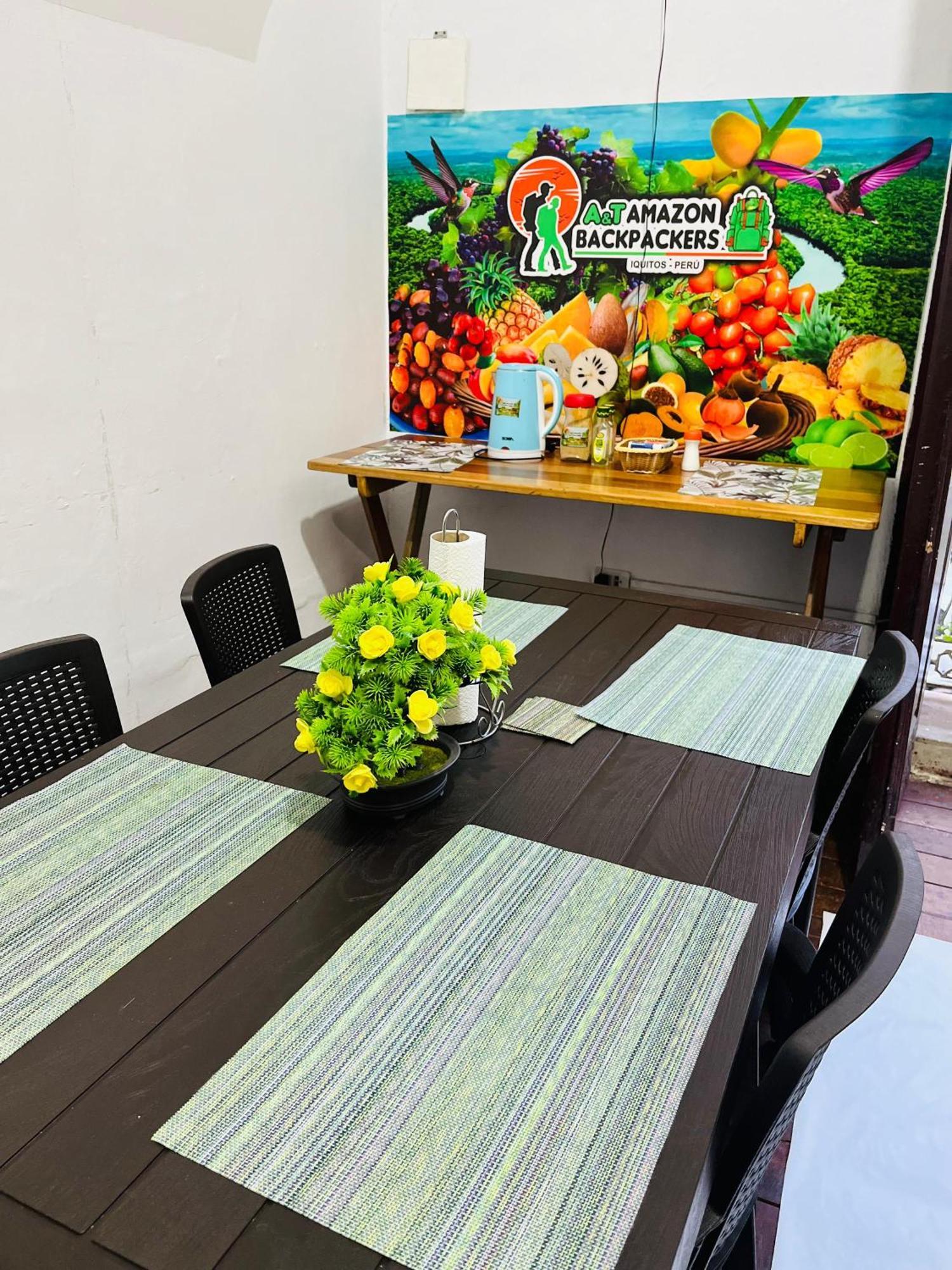 A&T Amazon Backpacker'S Bed & Breakfast Iquitos Exterior foto